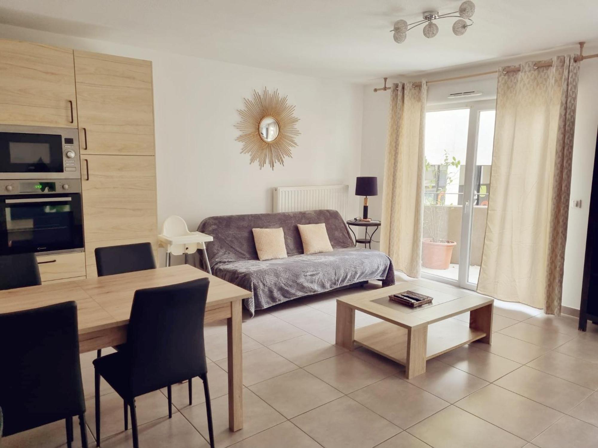 Grand Appartement Avec Garage Et Terrasse Кастельно-ле-Лез Экстерьер фото